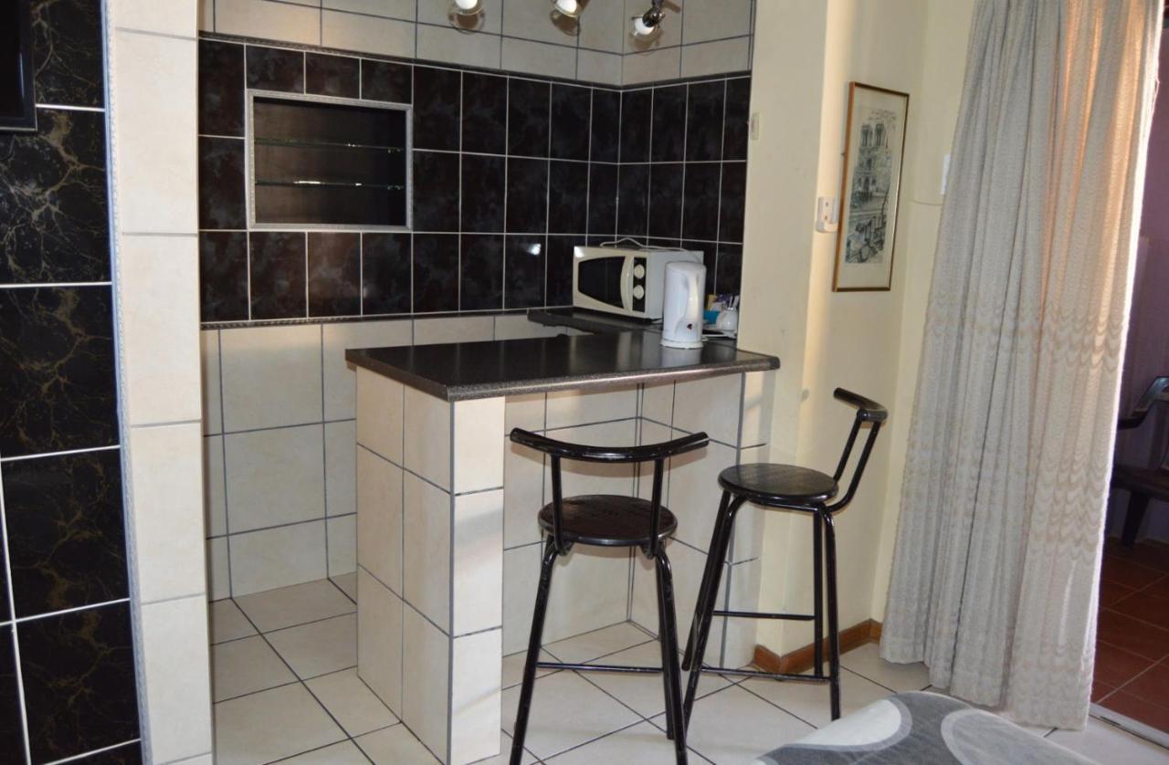 House Ebony B&B Newcastle Eksteriør billede