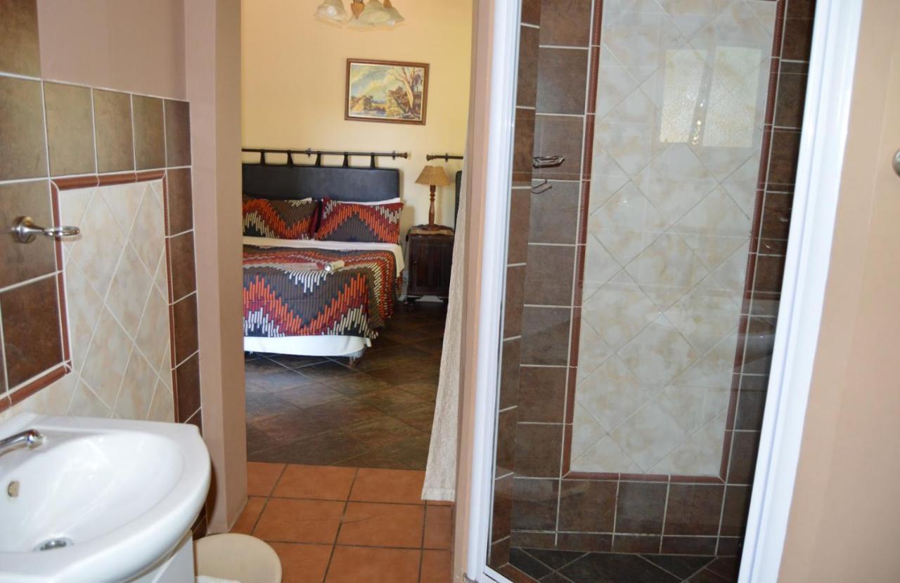 House Ebony B&B Newcastle Eksteriør billede